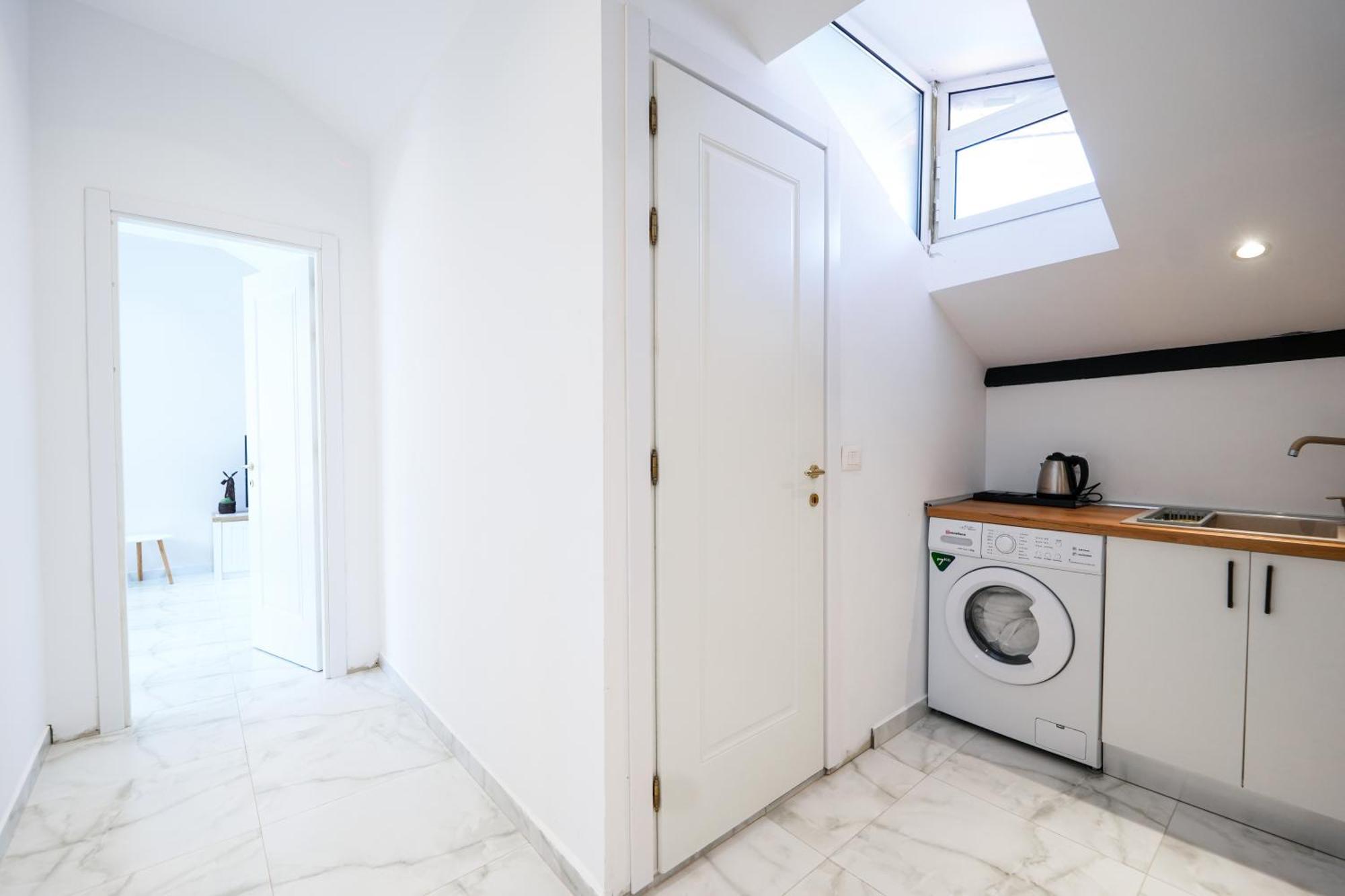 City Center Hideout - Studio Apartment Tirana Exterior photo